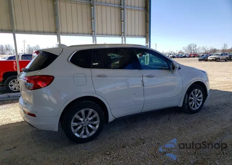 2018 Buick Envision Essence z USA, uszkodzony, nr VIN LRBFX2SA9JD000854